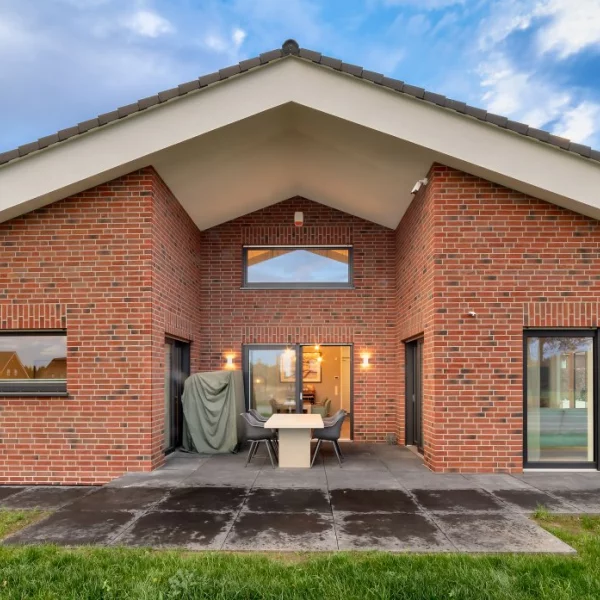 Einfach perfekt für ihr glückliches Leben auf einer Ebene ! Mit einen Grundstück berechnet !*