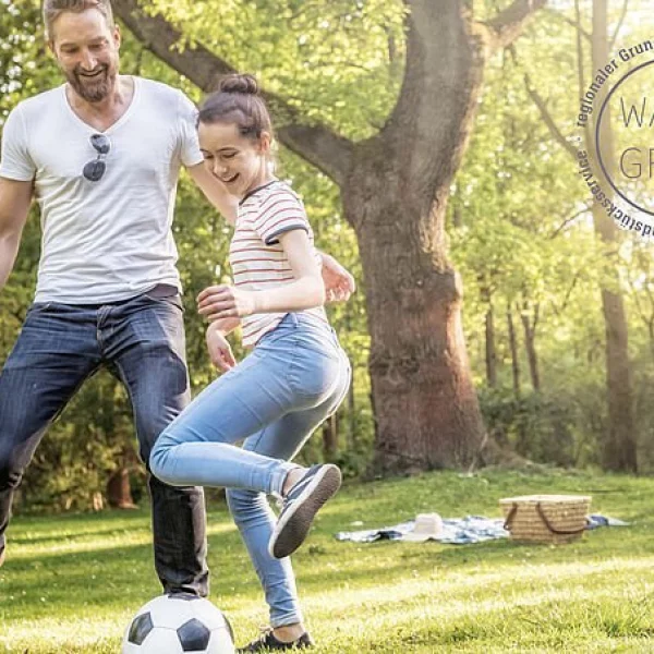 SACHLICHES EIN­FA­MI­LI­EN­HAUS GEPAART MIT NÜTZLICHER FUNKTIONALITÄT****